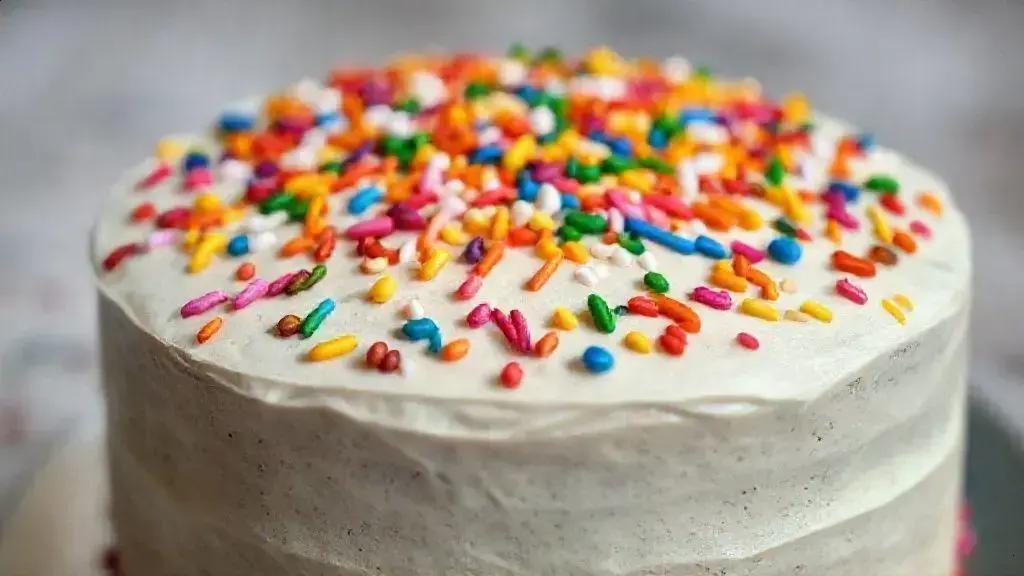 A história dos sprinkles e como escolher opções veganas